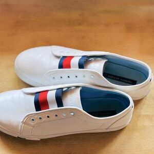 Tommy Hilfiger Women's Anni Slip On Sneakers Laceless White Size 9
